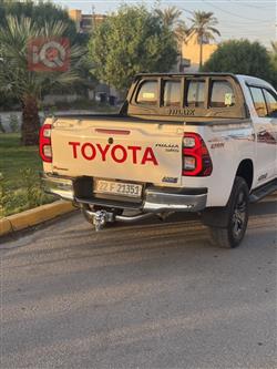 تويوتا هايلوكس